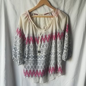Magenta and navy blue graphic blouse